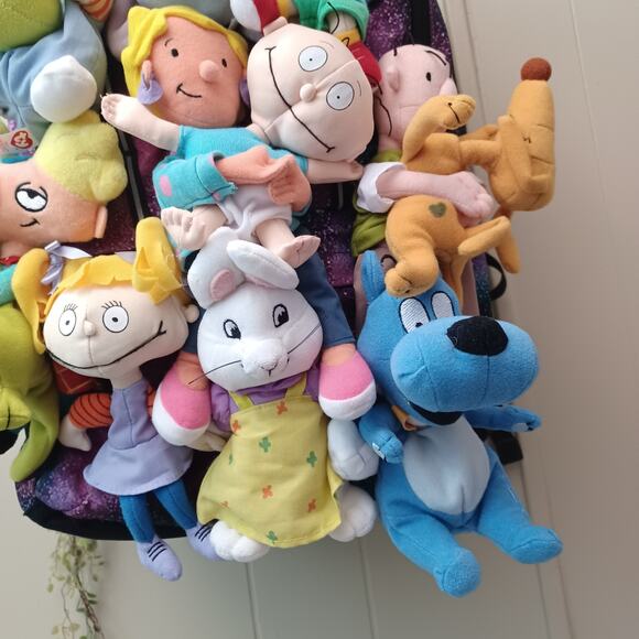 Beautiful Cool Customized Backpack perfect for a Unique Christmas Present. - Picture 4 of 13